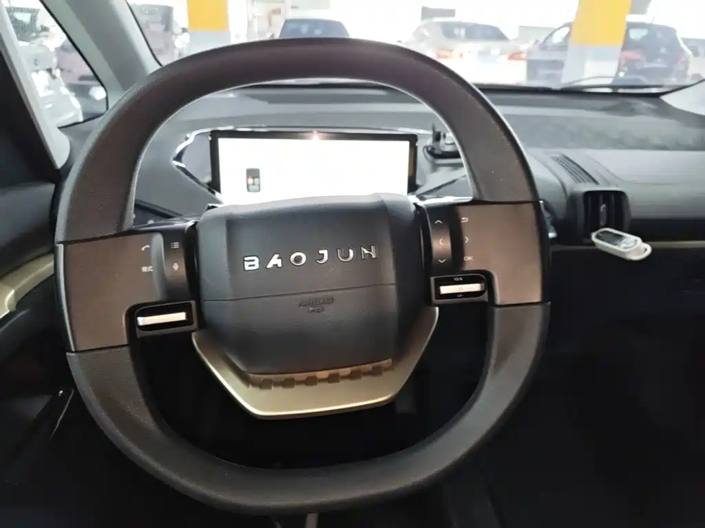 Baojun KiWi EV — фото 11