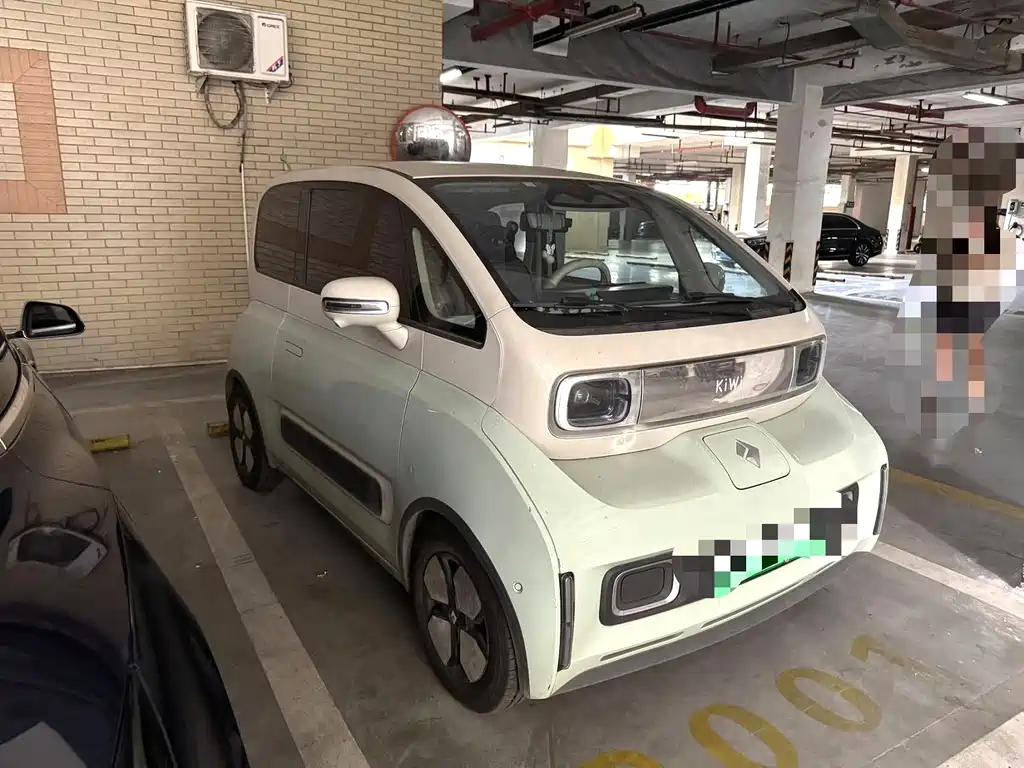 Baojun KiWi EV — фото 7