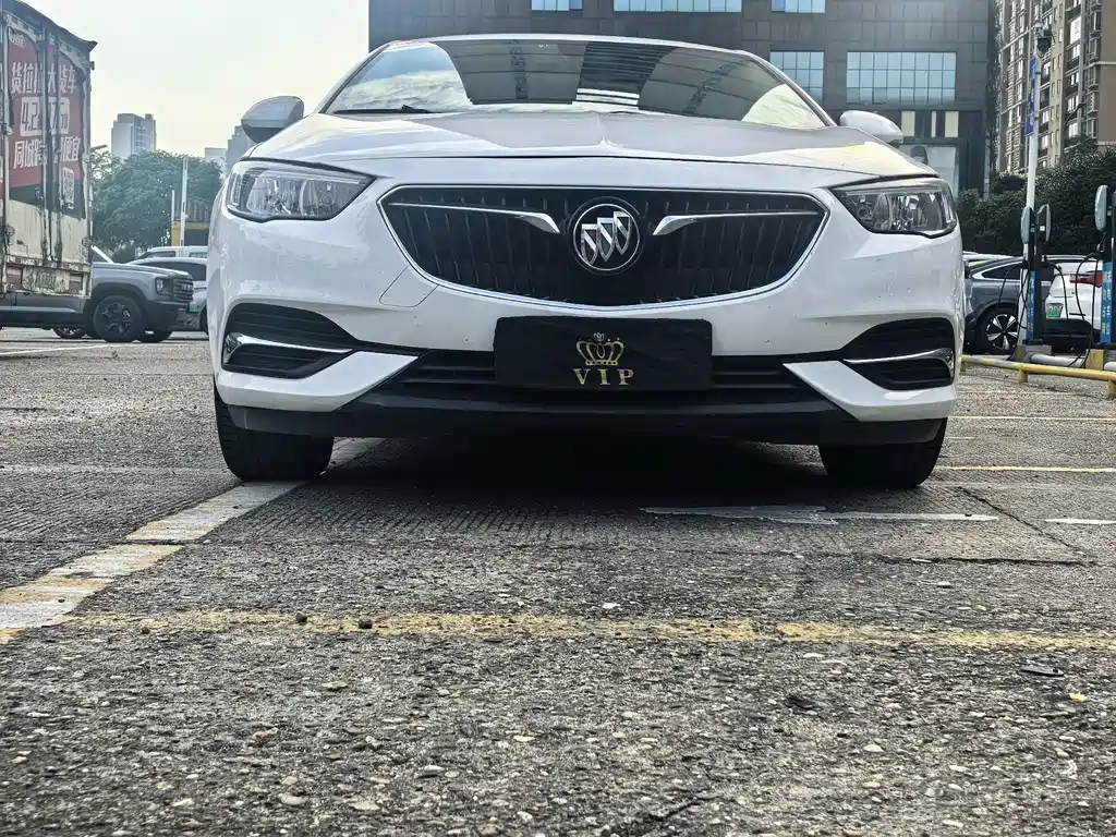 Buick Regal — фото 2