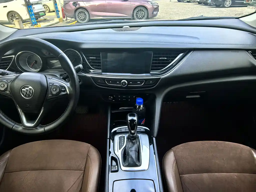 Buick Regal — фото 15