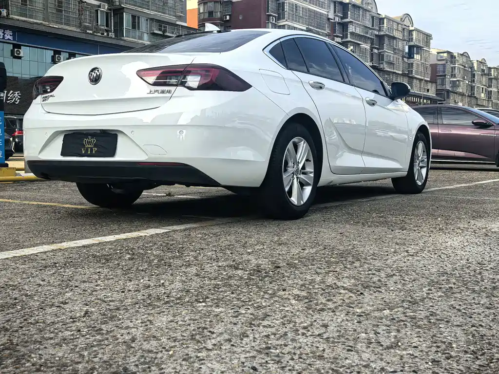 Buick Regal — фото 4