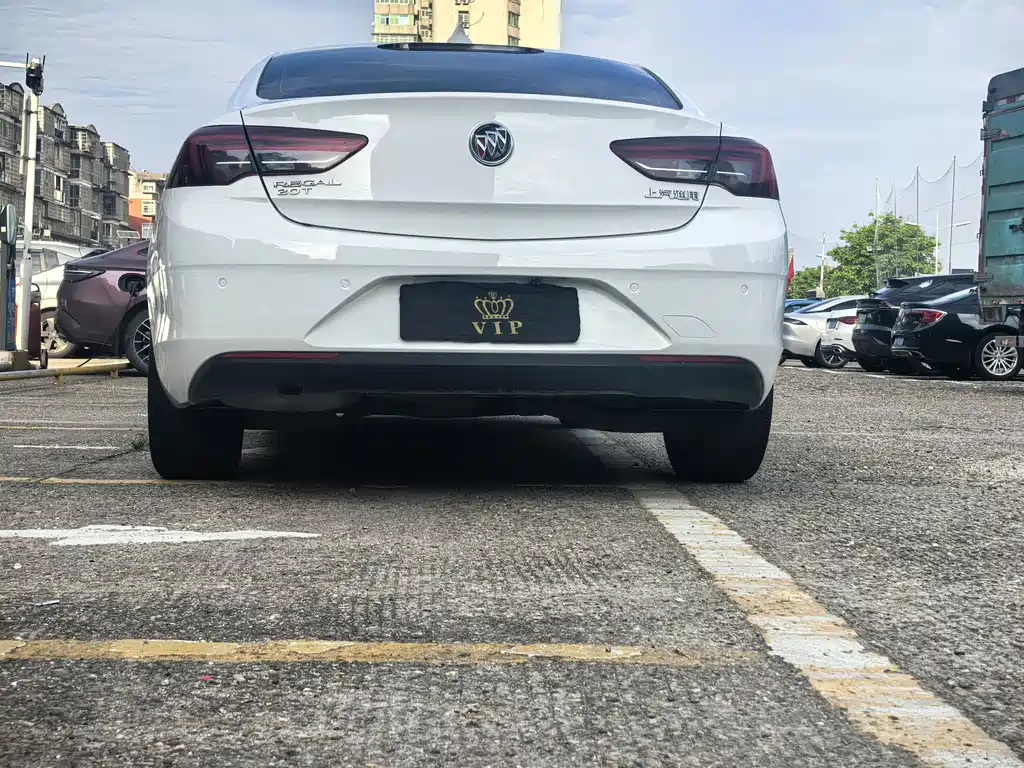 Buick Regal — фото 6