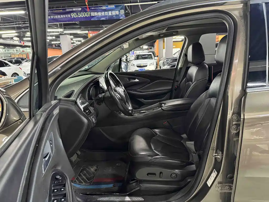 Buick Envision Plus — фото 5