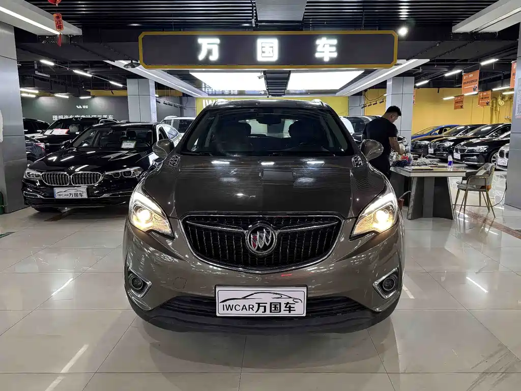 Buick Envision Plus — фото 9