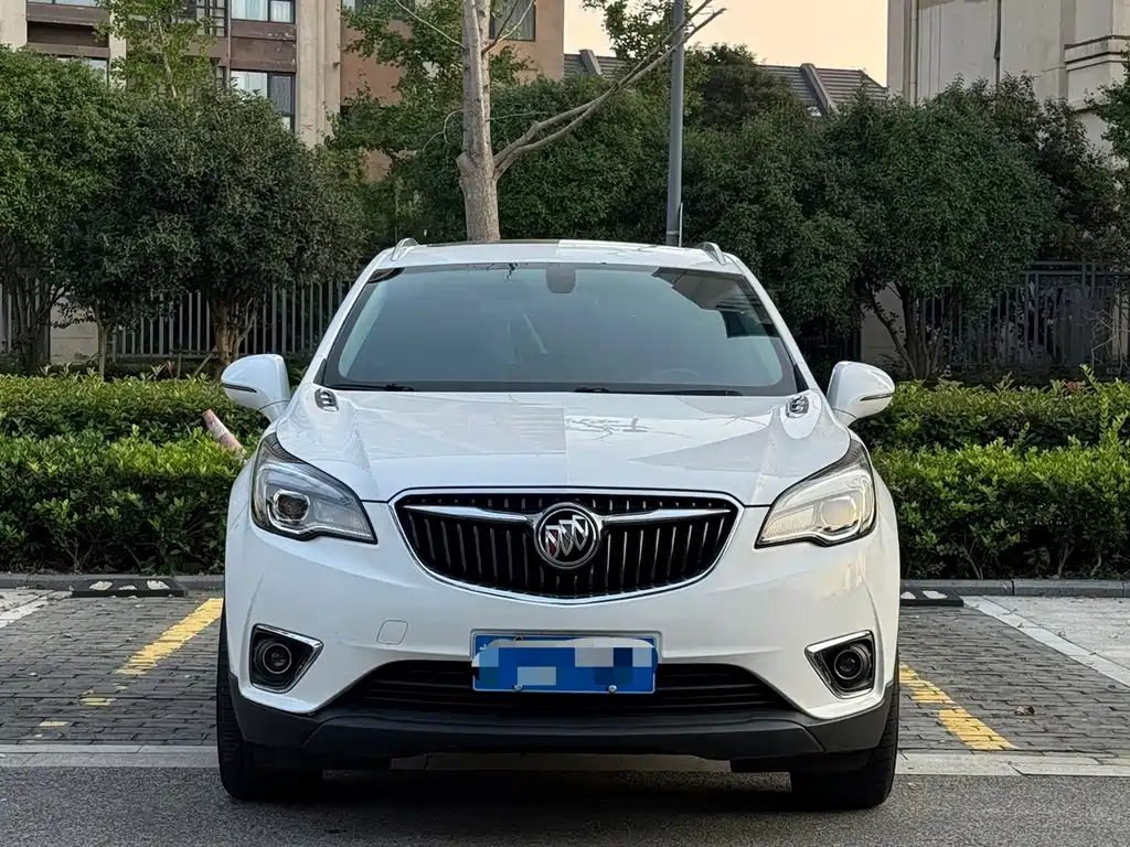 Buick Envision Plus — фото 2