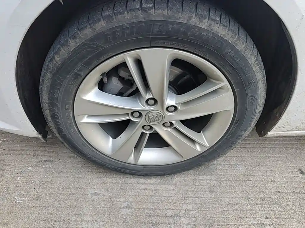 Buick Regal — фото 23