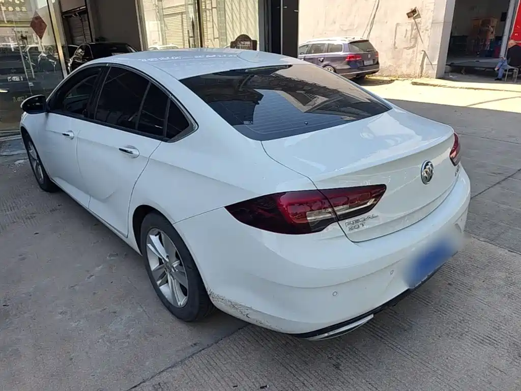 Buick Regal — фото 5