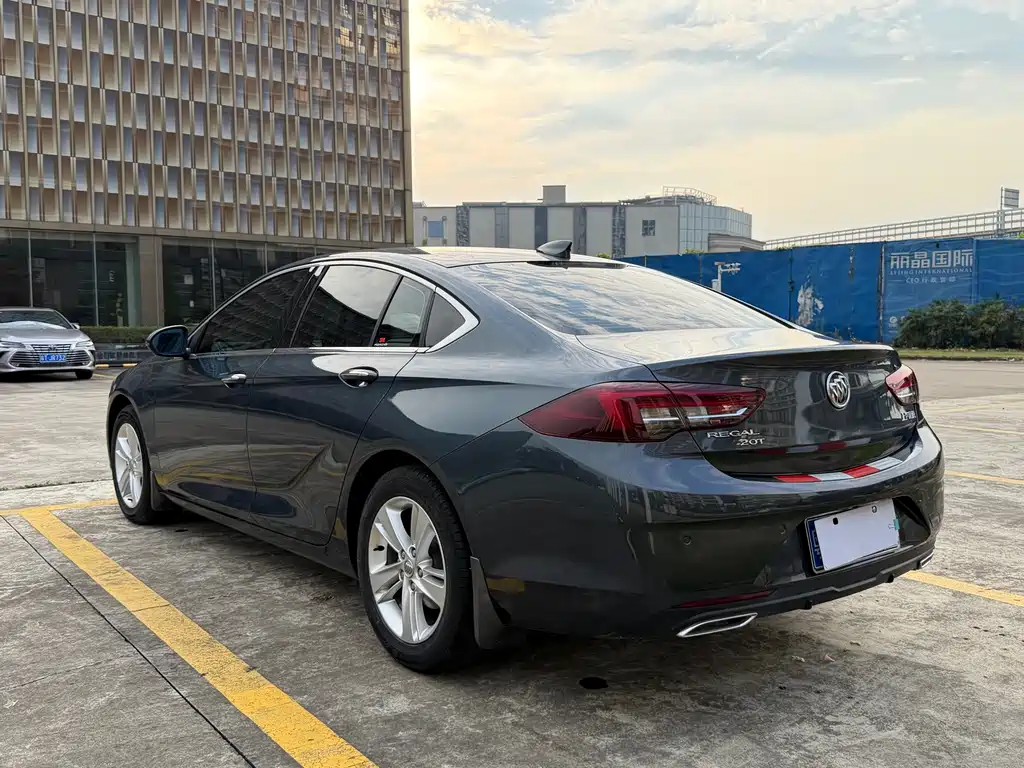 Buick Regal — фото 9