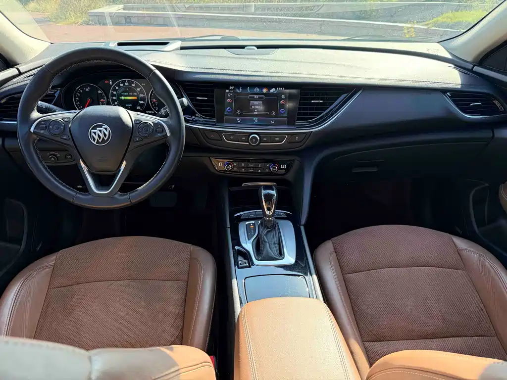 Buick Regal — фото 6