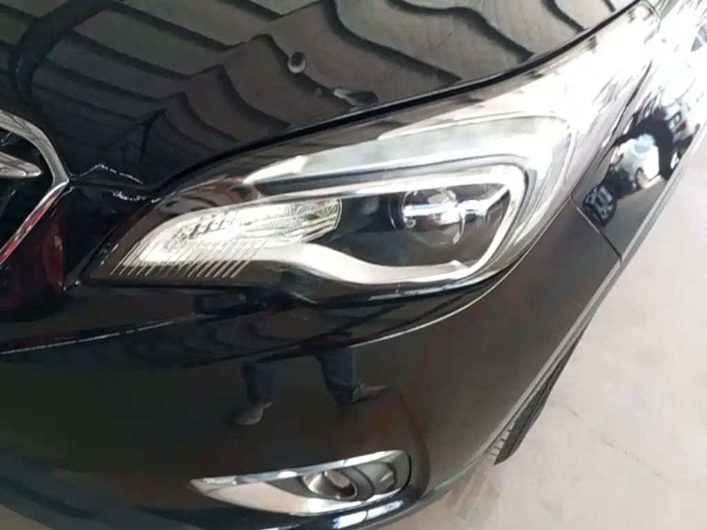 Buick Envision Plus — фото 24