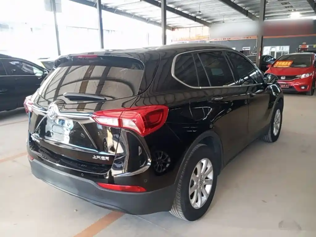 Buick Envision Plus — фото 7