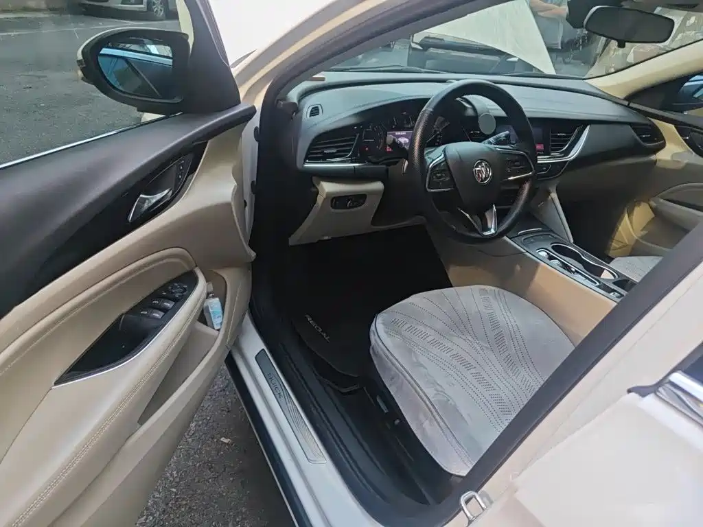 Buick Regal — фото 17