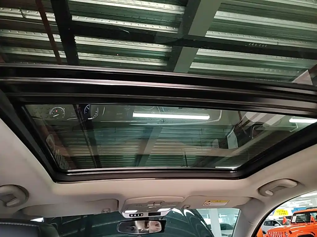 Buick Envision Plus — фото 18