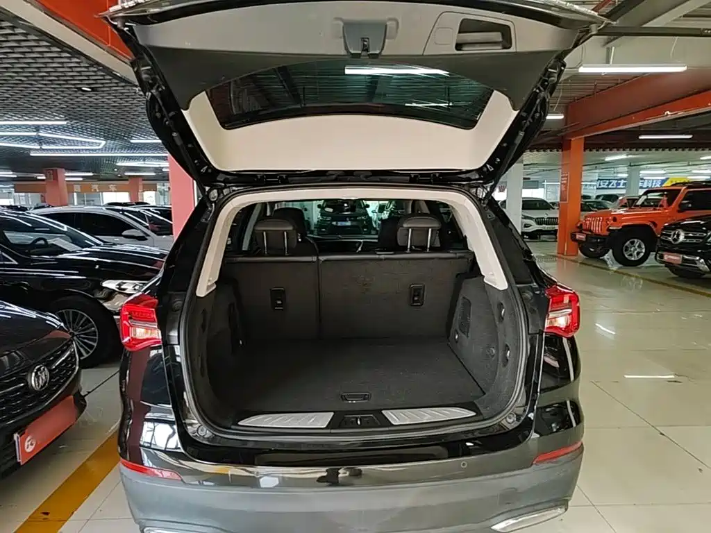 Buick Envision Plus — фото 19