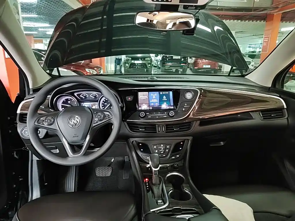 Buick Envision Plus — фото 10