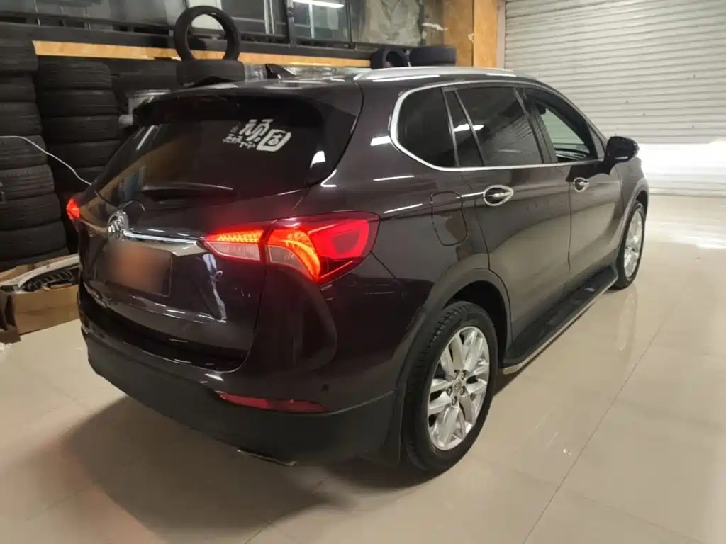 Buick Envision Plus — фото 7
