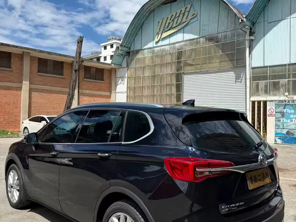 Buick Envision Plus — фото 6