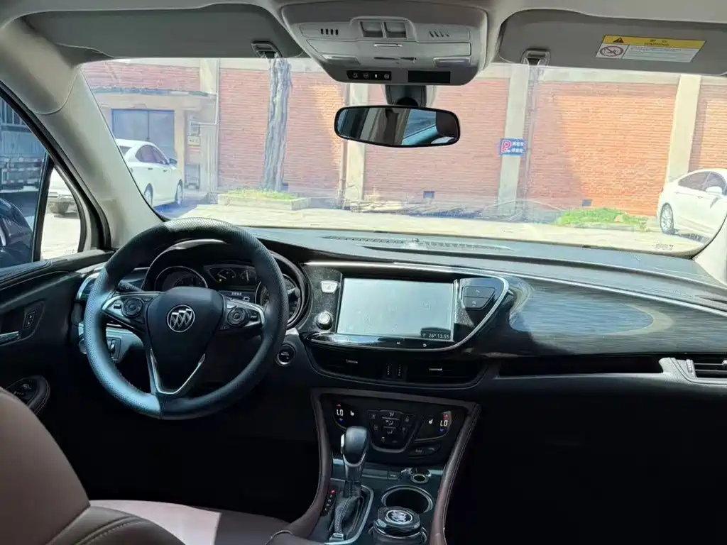 Buick Envision Plus — фото 9