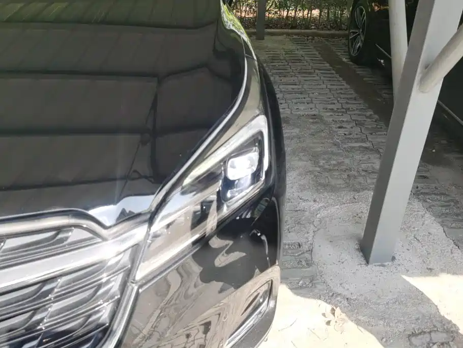Buick Envision Plus — фото 5