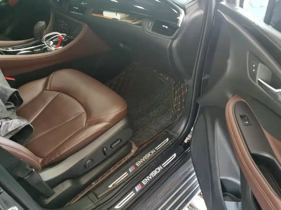 Buick Envision Plus — фото 8