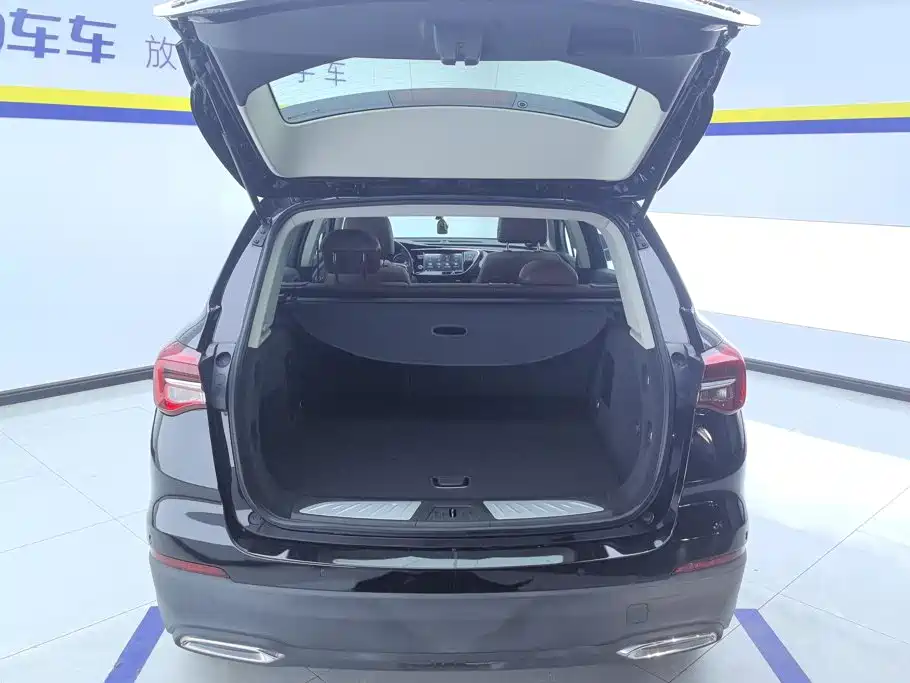 Buick Envision Plus — фото 4
