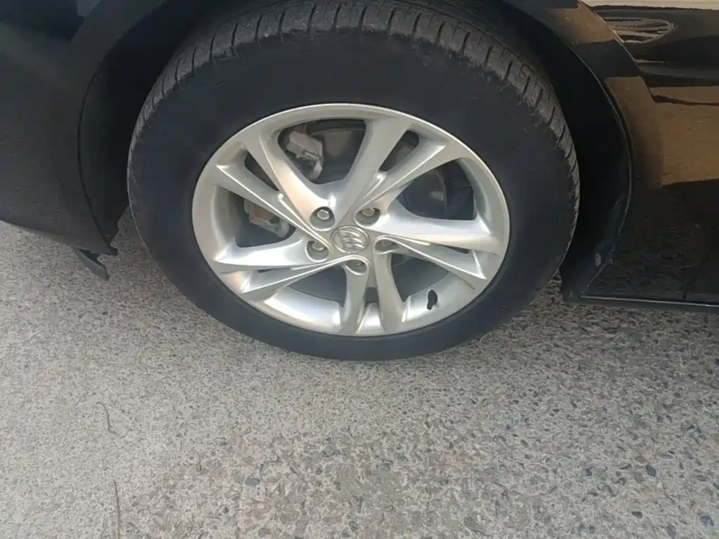 Buick Regal — фото 23