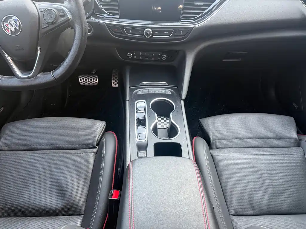Buick Regal — фото 13