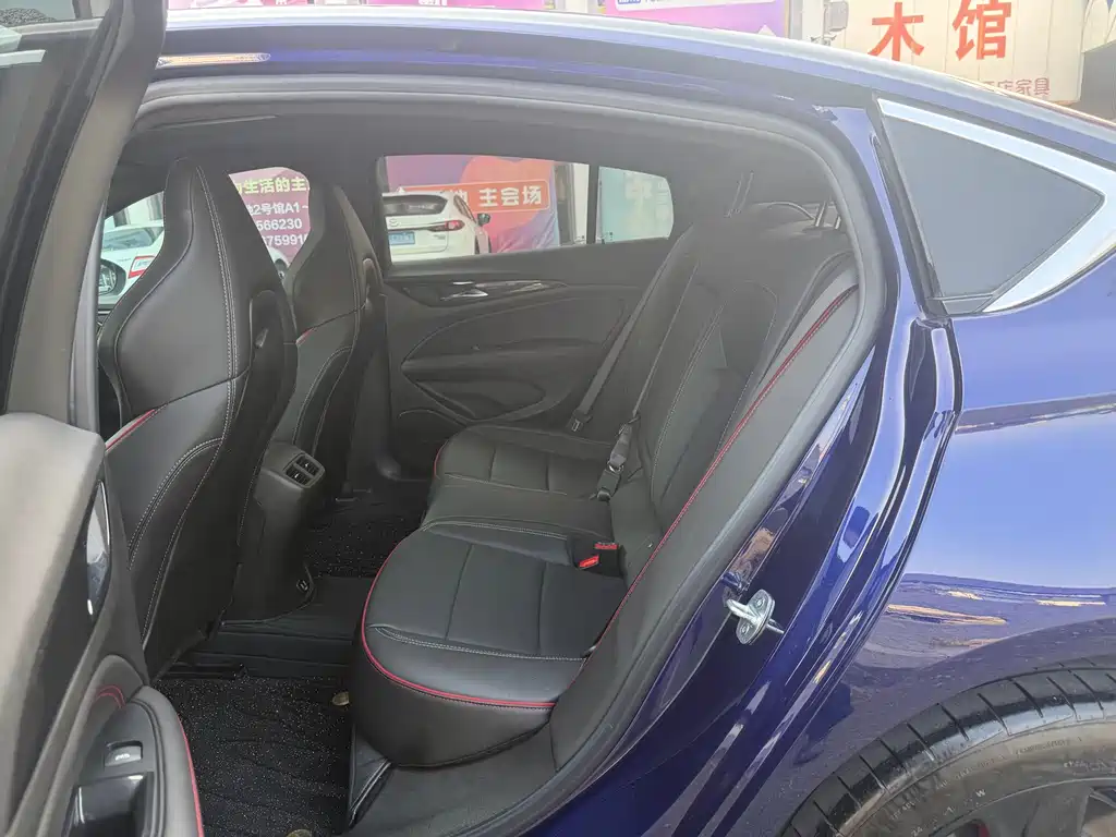 Buick Regal — фото 9