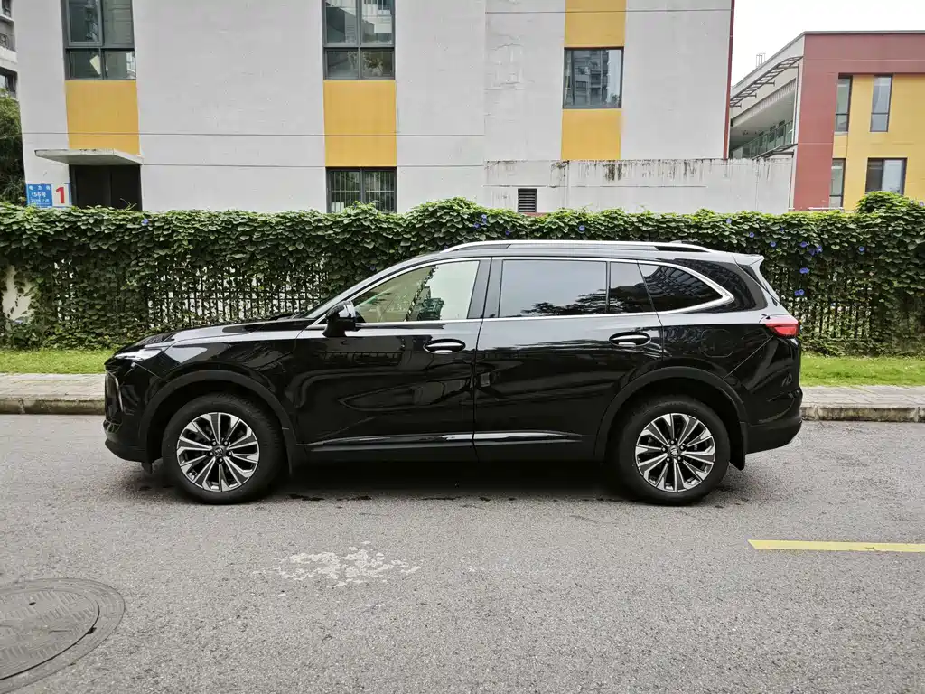 Buick Envision Plus — фото 4