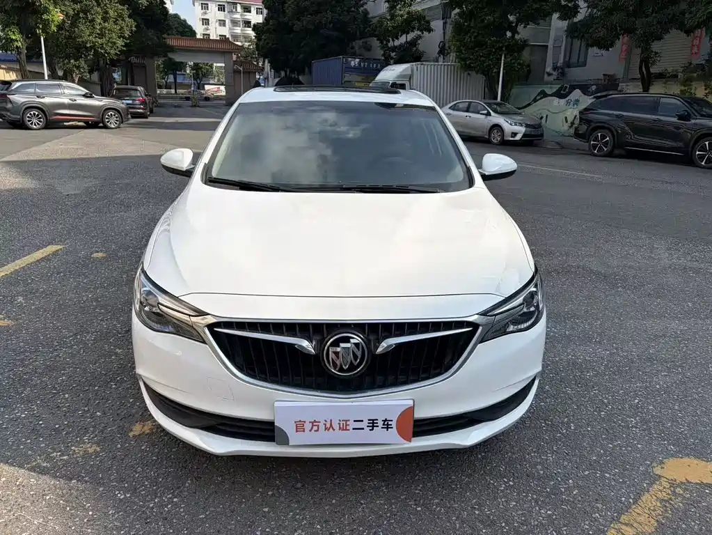 Buick Excelle — фото 2