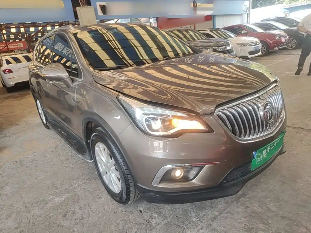 Buick Envision Plus — фото 4
