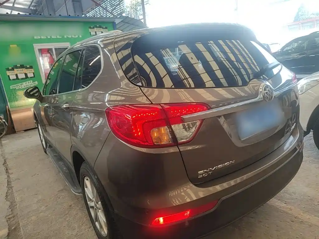 Buick Envision Plus — фото 5