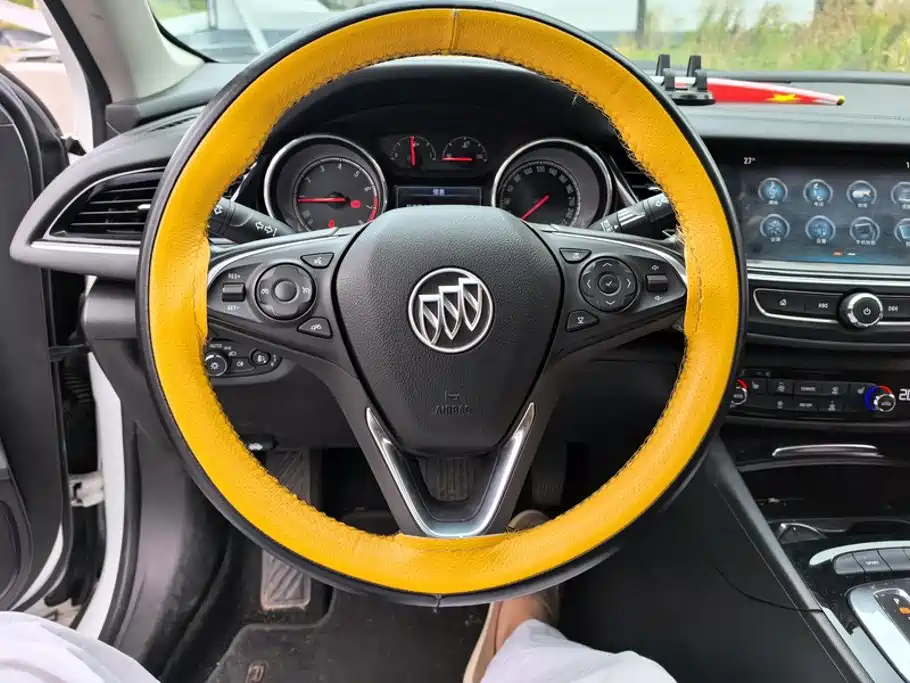 Buick Regal — фото 15