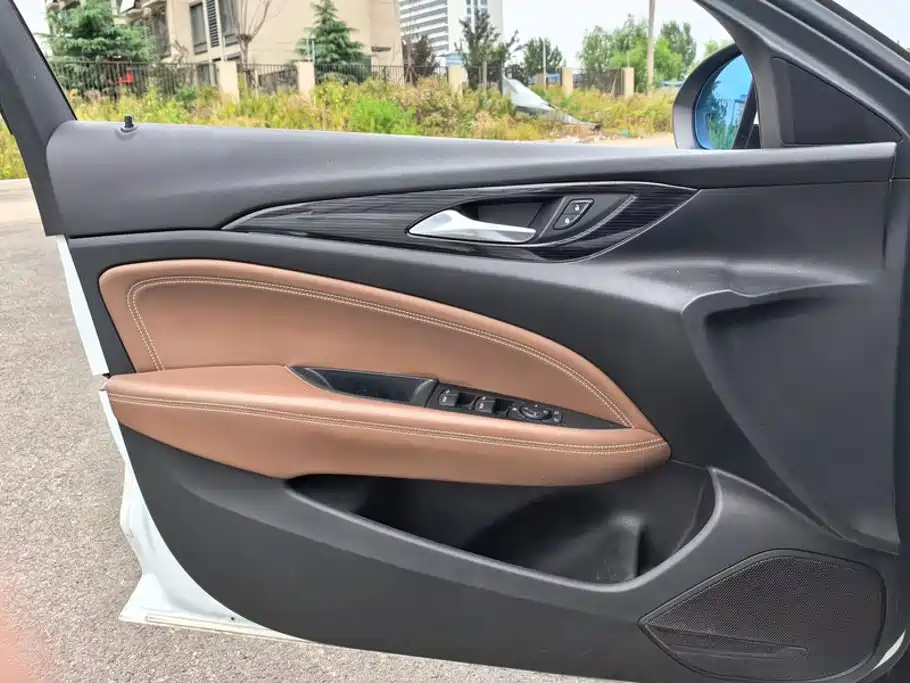 Buick Regal — фото 7