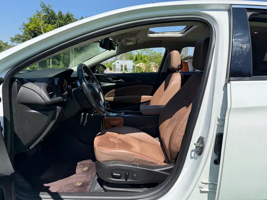 Buick Regal — фото 6