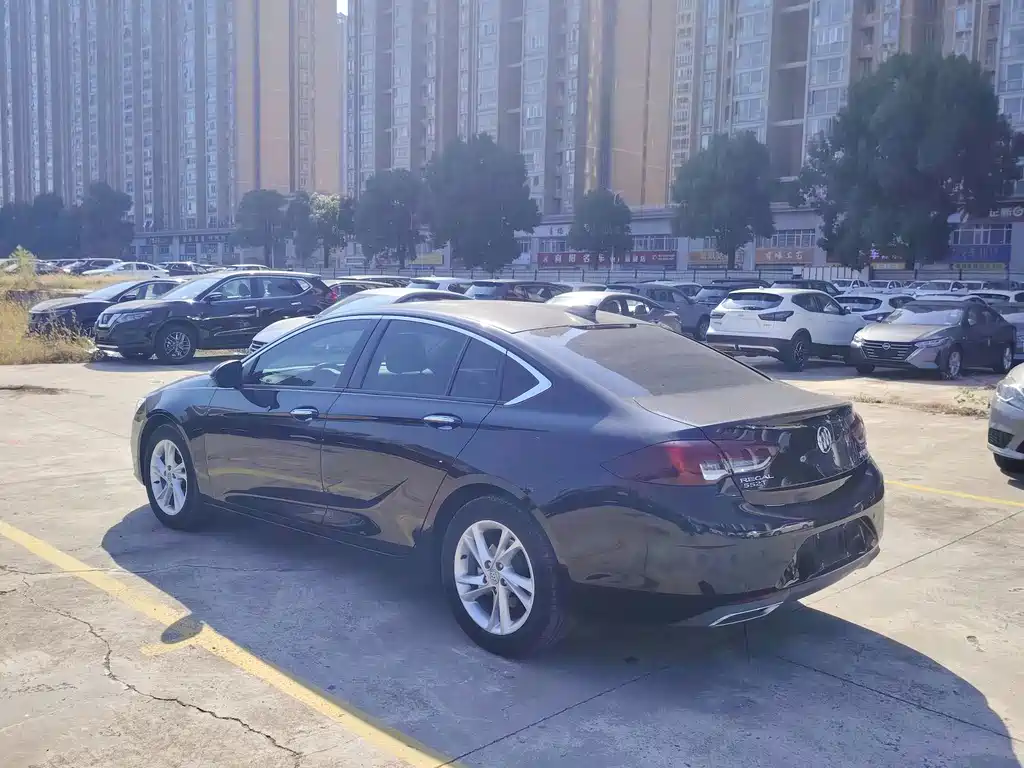 Buick Regal — фото 8
