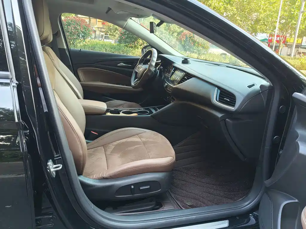Buick Regal — фото 8