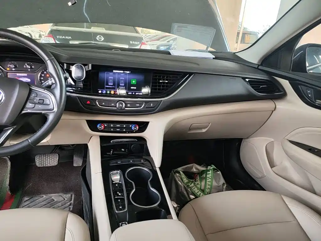 Buick Regal — фото 13