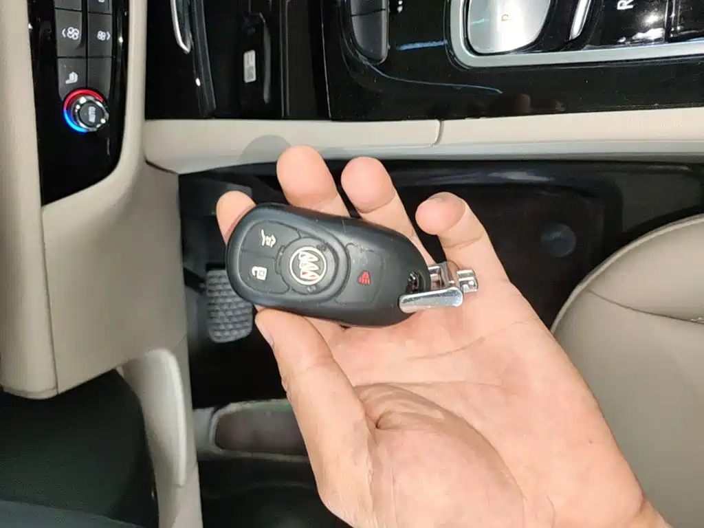 Buick Regal — фото 9
