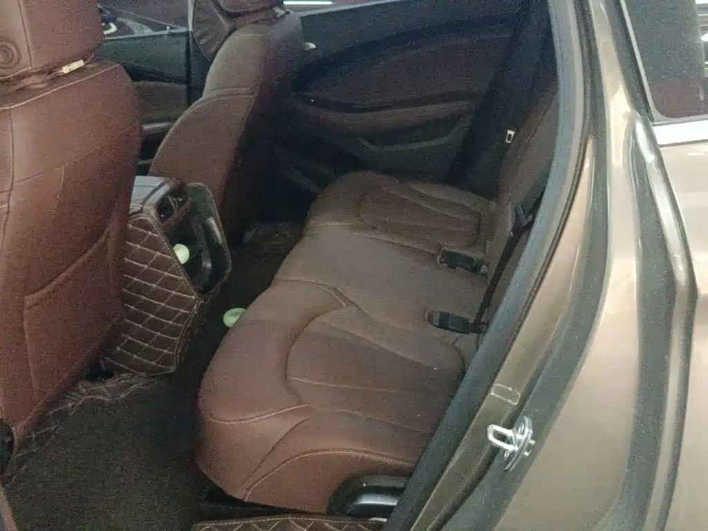 Buick Envision Plus — фото 17