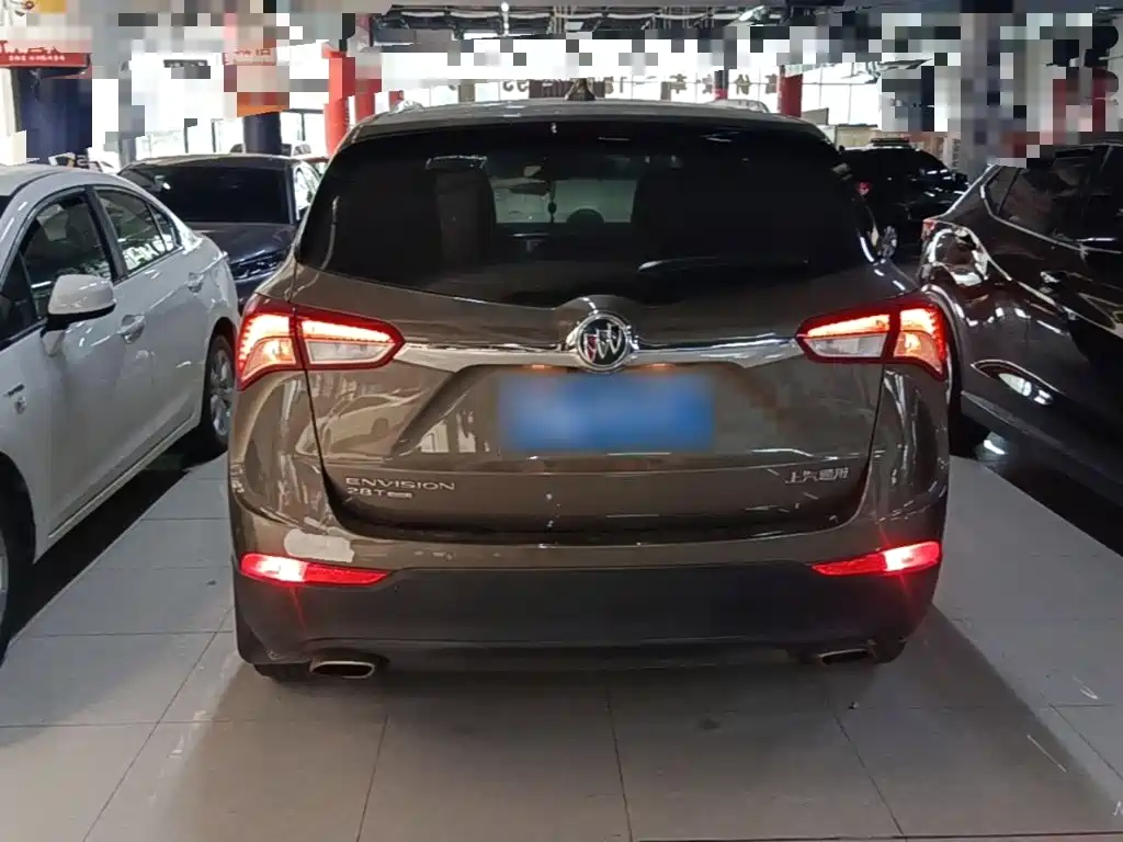 Buick Envision Plus — фото 6