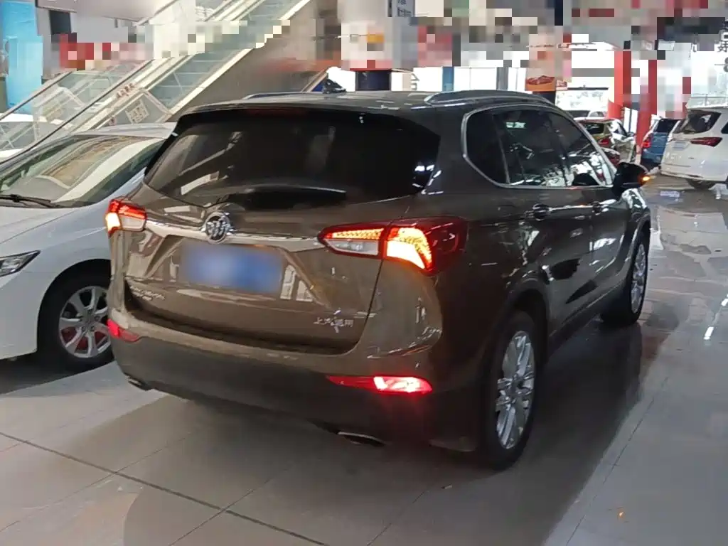 Buick Envision Plus — фото 7