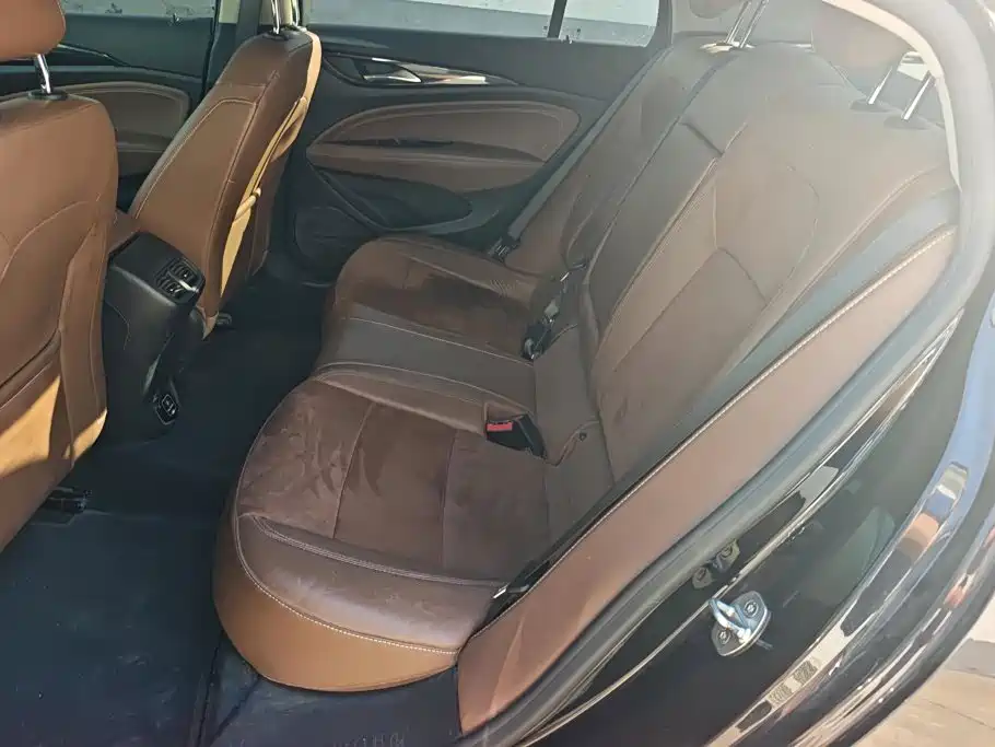 Buick Regal — фото 11