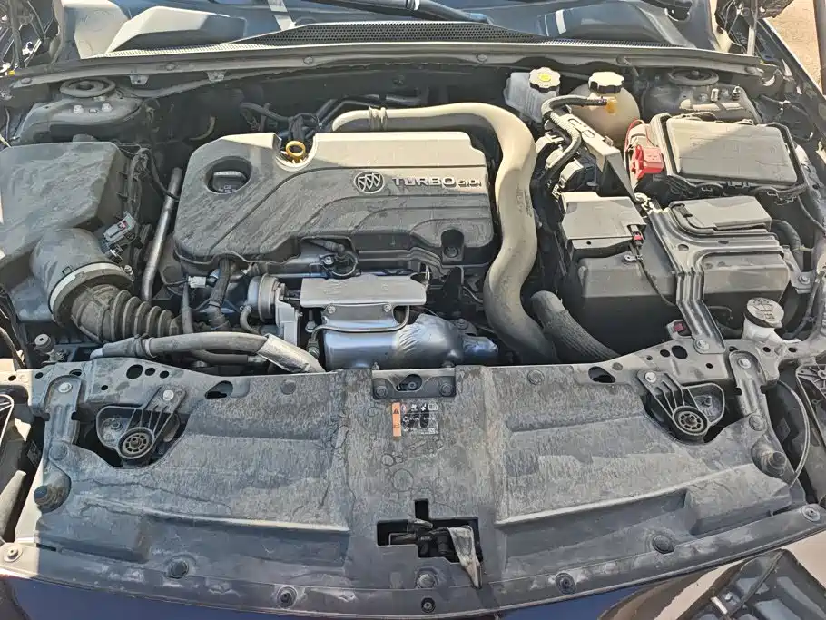 Buick Regal — фото 10