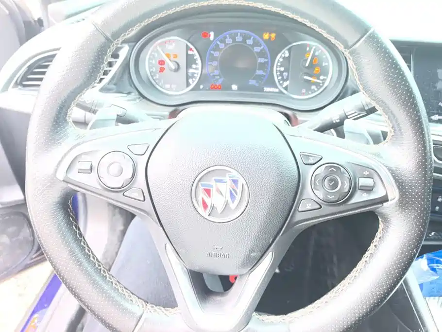 Buick Regal — фото 15