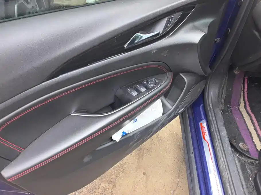 Buick Regal — фото 7