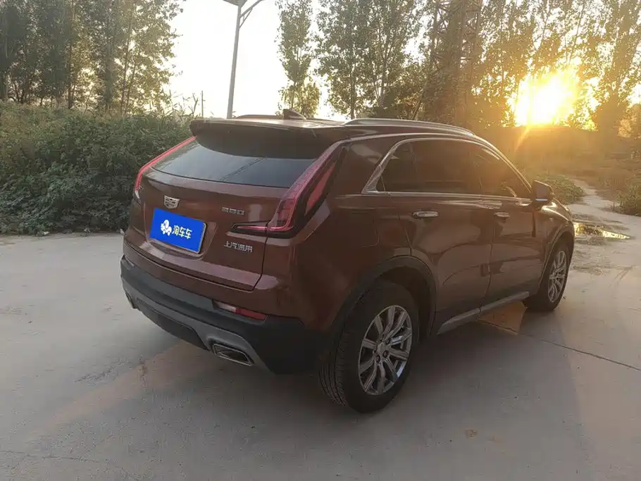 Cadillac XT4 — фото 3