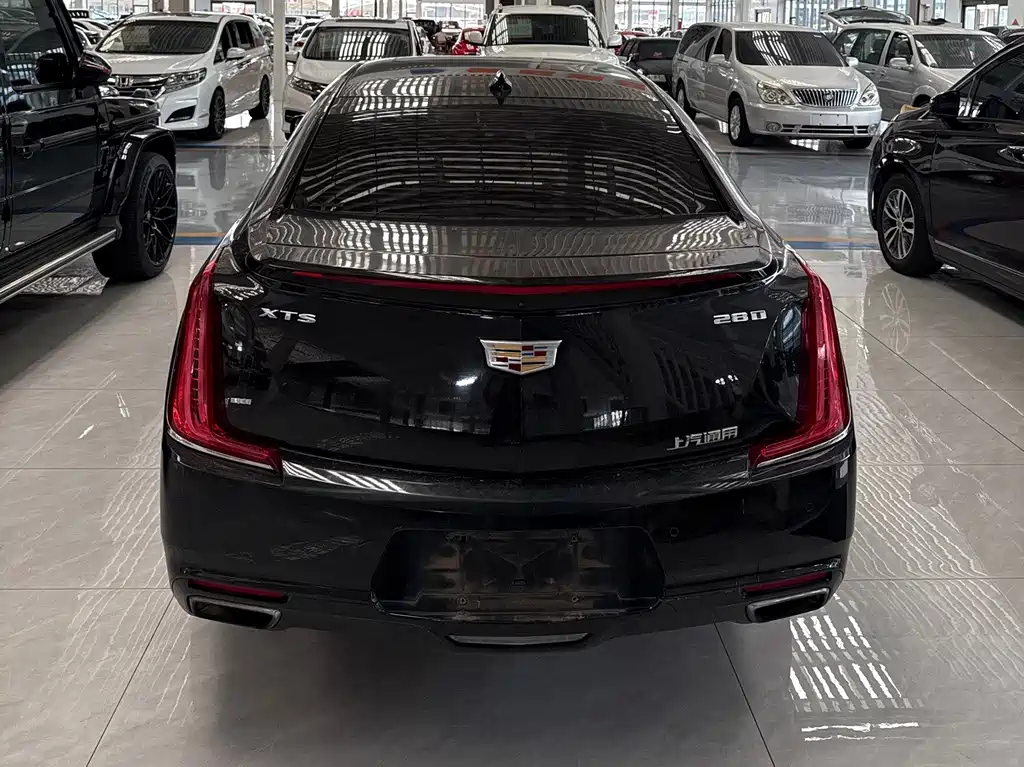 Cadillac XTS — фото 4