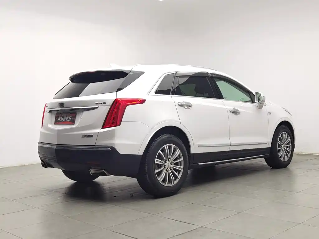 Cadillac XT5 — фото 2