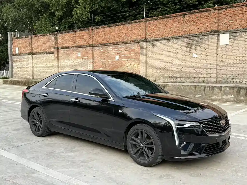 Cadillac CT4 — фото 3